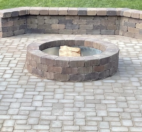 Brick circular fire pit